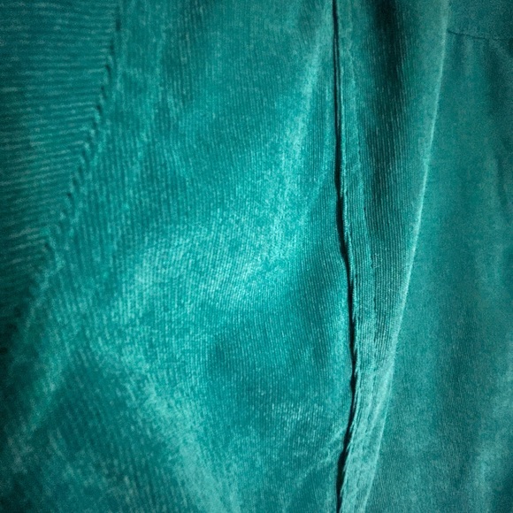 Brand new never worn. Tag still on jacket. - Picture 2 of 4